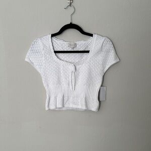PacSun Cropped White Knit Shirt